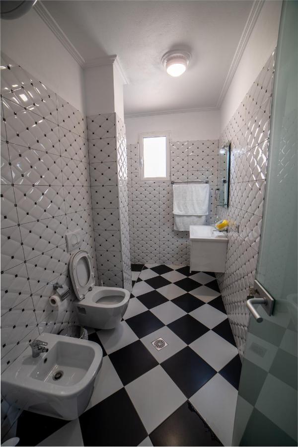 Sofi Apartments Sarande Bagian luar foto